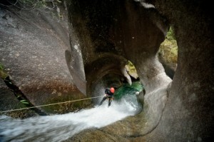 https://www.squamishreporter.com/wp-content/uploads/2013/07/canyoneering-300x199.jpg