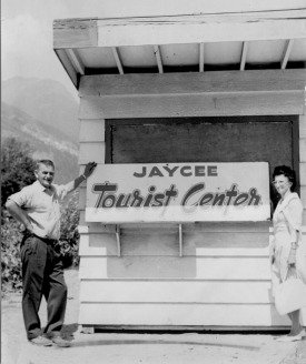 Tourism Committee members Fred Bennett and Alice Makowichuk with first tourist booth, 1958(1)
