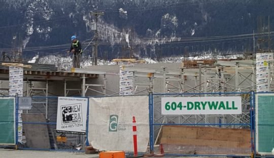 https://www.squamishreporter.com/wp-content/uploads/2018/02/boom-main-540x313.jpg