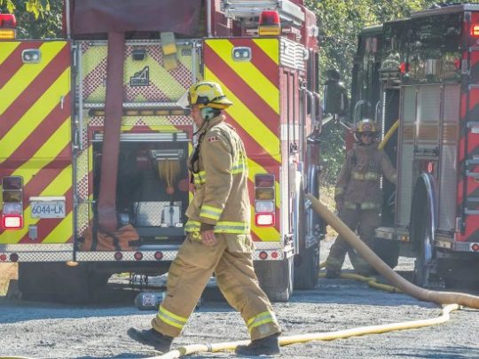 https://www.squamishreporter.com/wp-content/uploads/2018/09/fire-rescue-1-540x405.jpg