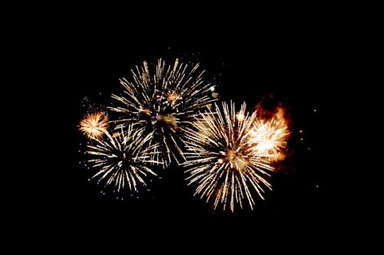 https://www.squamishreporter.com/wp-content/uploads/2019/06/fireworks-1-540x359.jpg