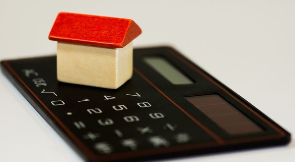https://www.squamishreporter.com/wp-content/uploads/2020/03/mortgage.jpg