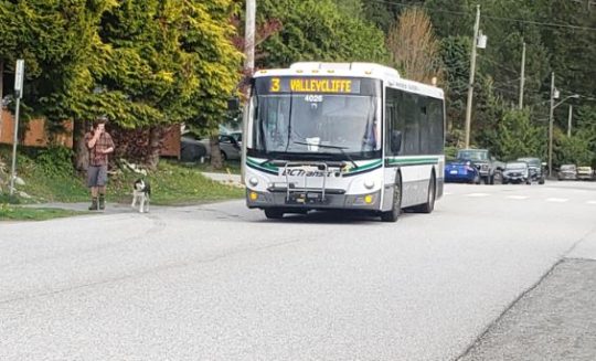 https://www.squamishreporter.com/wp-content/uploads/2020/07/bus-540x327.jpg