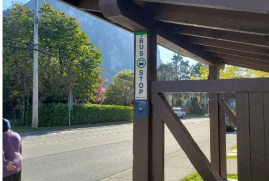 https://www.squamishreporter.com/wp-content/uploads/2020/10/bus-stop-540x364.jpg
