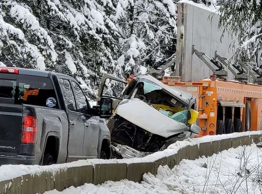 https://www.squamishreporter.com/wp-content/uploads/2021/02/highway-5-accident.jpg