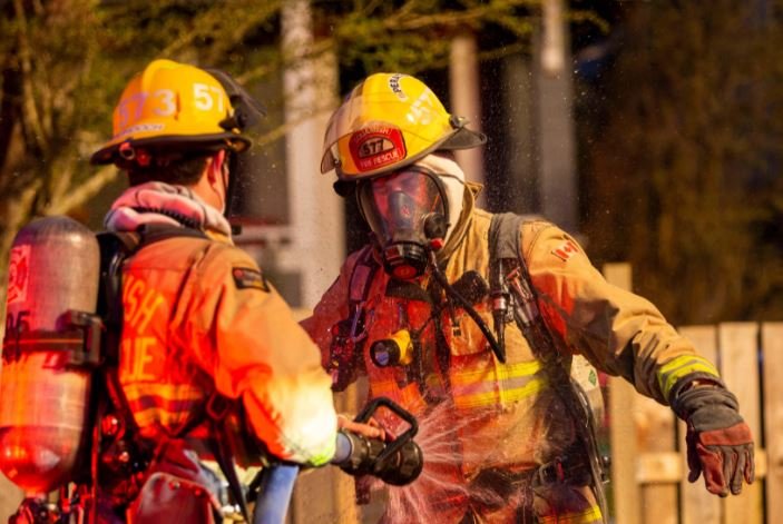 https://www.squamishreporter.com/wp-content/uploads/2021/04/fire-rescue.jpg