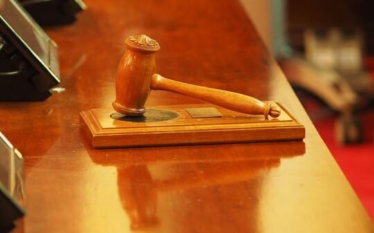 https://www.squamishreporter.com/wp-content/uploads/2021/04/gavel-540x337.jpg