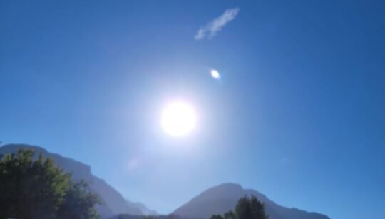 https://www.squamishreporter.com/wp-content/uploads/2021/06/hot-day-540x307.jpg