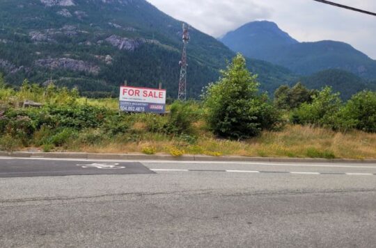 https://www.squamishreporter.com/wp-content/uploads/2021/07/business-park-540x357.jpg