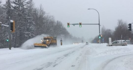 https://www.squamishreporter.com/wp-content/uploads/2021/11/snowfall-540x284.jpg