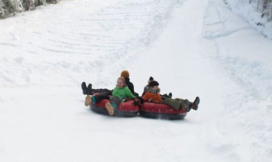 https://www.squamishreporter.com/wp-content/uploads/2022/02/tubing-540x323.jpg
