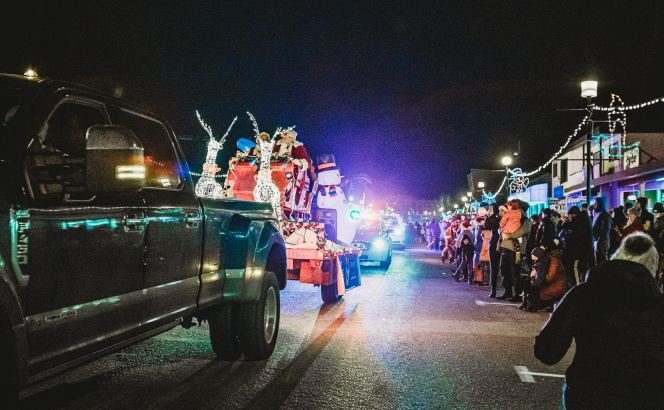 https://www.squamishreporter.com/wp-content/uploads/2022/10/DSBIA-parade.jpg