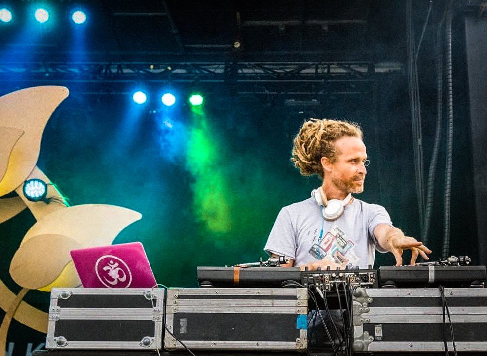 https://www.squamishreporter.com/wp-content/uploads/2023/06/vegan-dj.jpg