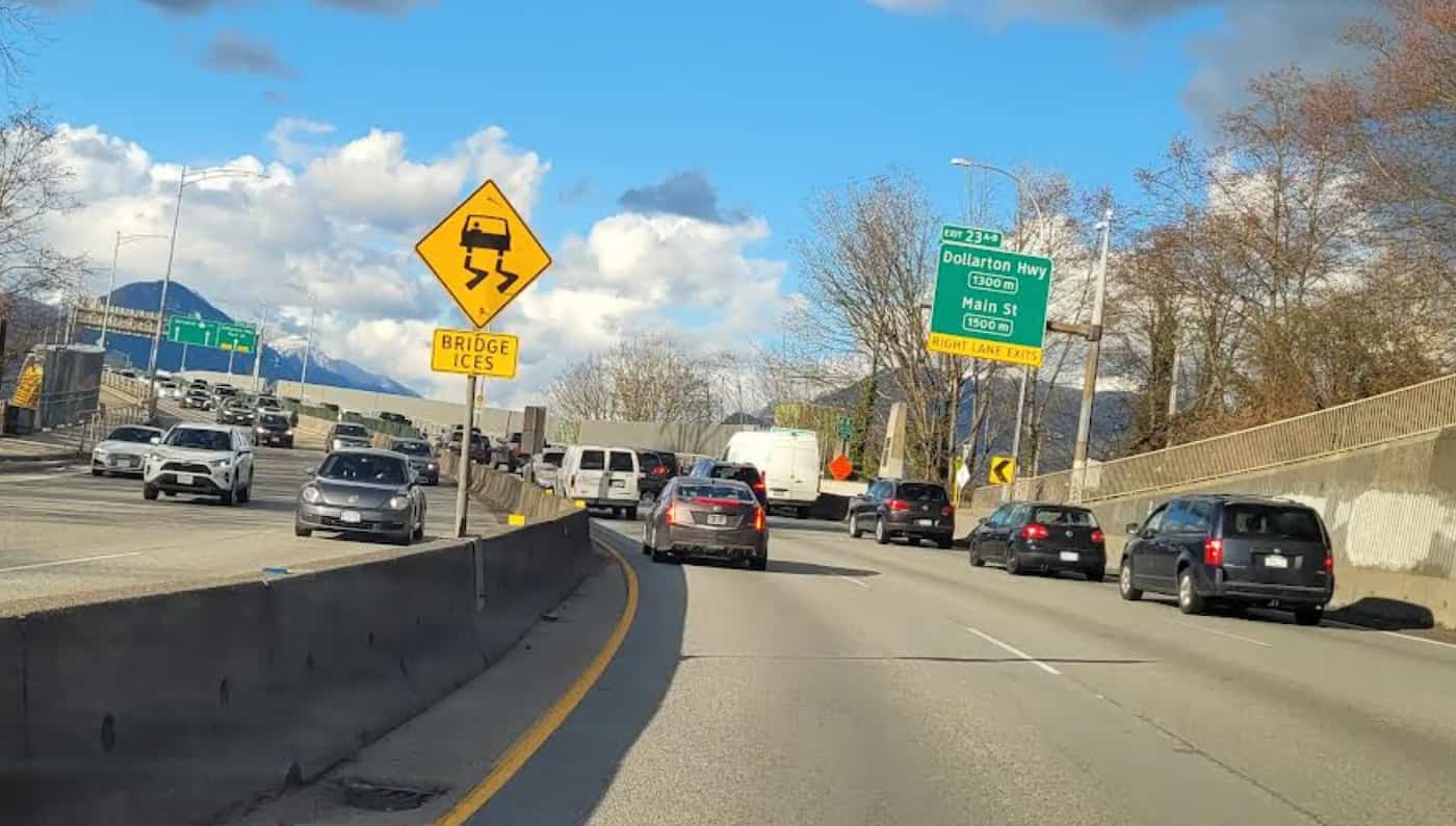 Driver Travelling Wrong Way Causes Crash on Highway 1 in North Van