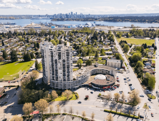 https://www.squamishreporter.com/wp-content/uploads/2025/09/Screenshot-2025-09-11-at-21-40-49-Nchḵay̓-Acquires-International-Plaza-on-X̱wemelchstn-Returning-Property-to-Sḵwx̱wu7mesh-Ownership-Squamish-Nation-540x412.png