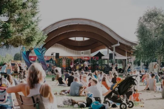 https://www.squamishreporter.com/wp-content/uploads/2026/07/squamish-arts-festival-junction-park2-540x360.webp